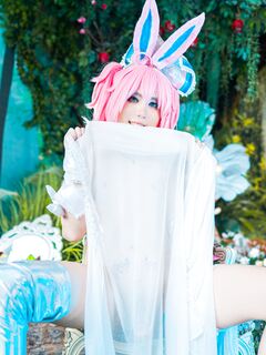 Velvet Chann Sylveon 2